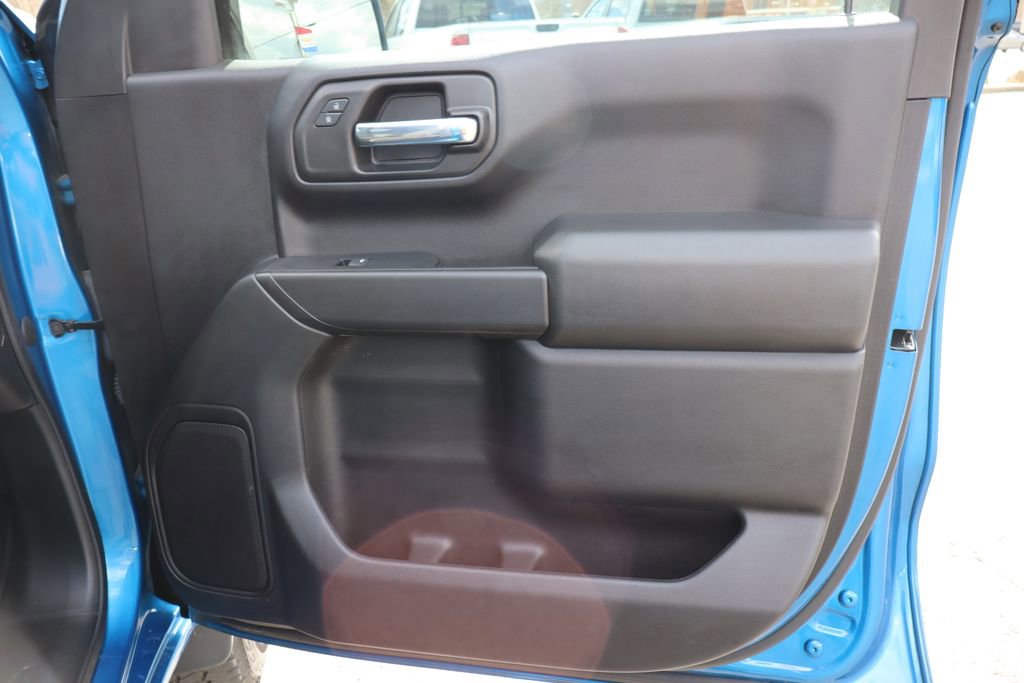 Used 2022 Chevrolet Silverado 1500 Custom w/ LPO, Dark Essentials Package image 20