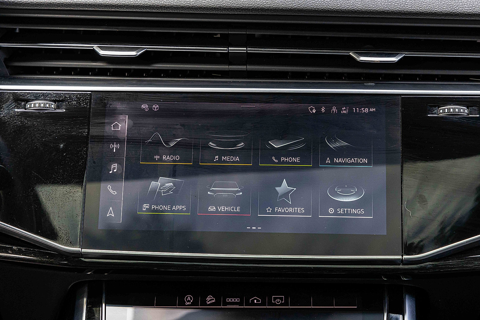 Used 2024 Audi Q7 Premium Plus image 12