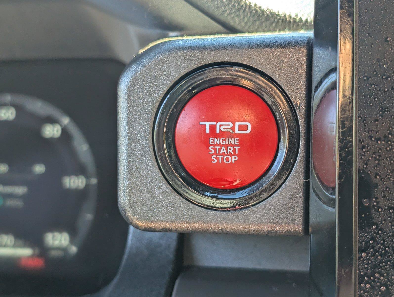 Used 2025 Toyota Tacoma TRD Off-Road AWD/4WD image 24