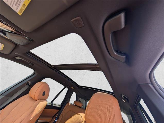 New 2026 BMW X5 xDrive50e w/ Executive Package AWD/4WD image 17