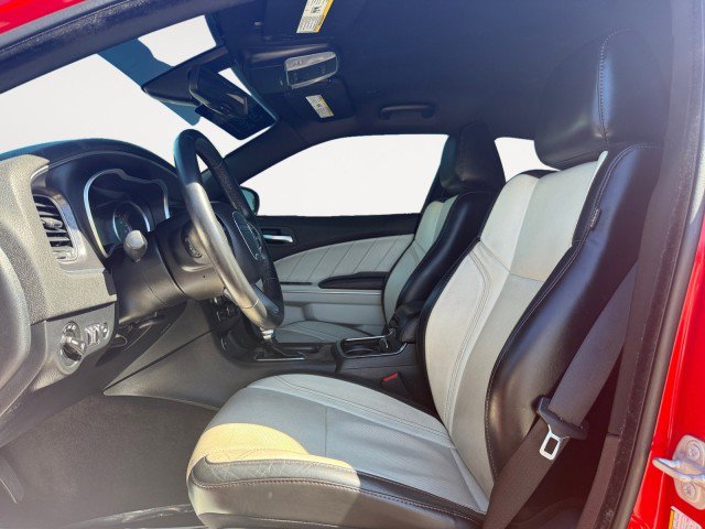 Used 2018 Dodge Charger SXT Plus w/ Quick Order Package 29J image 2