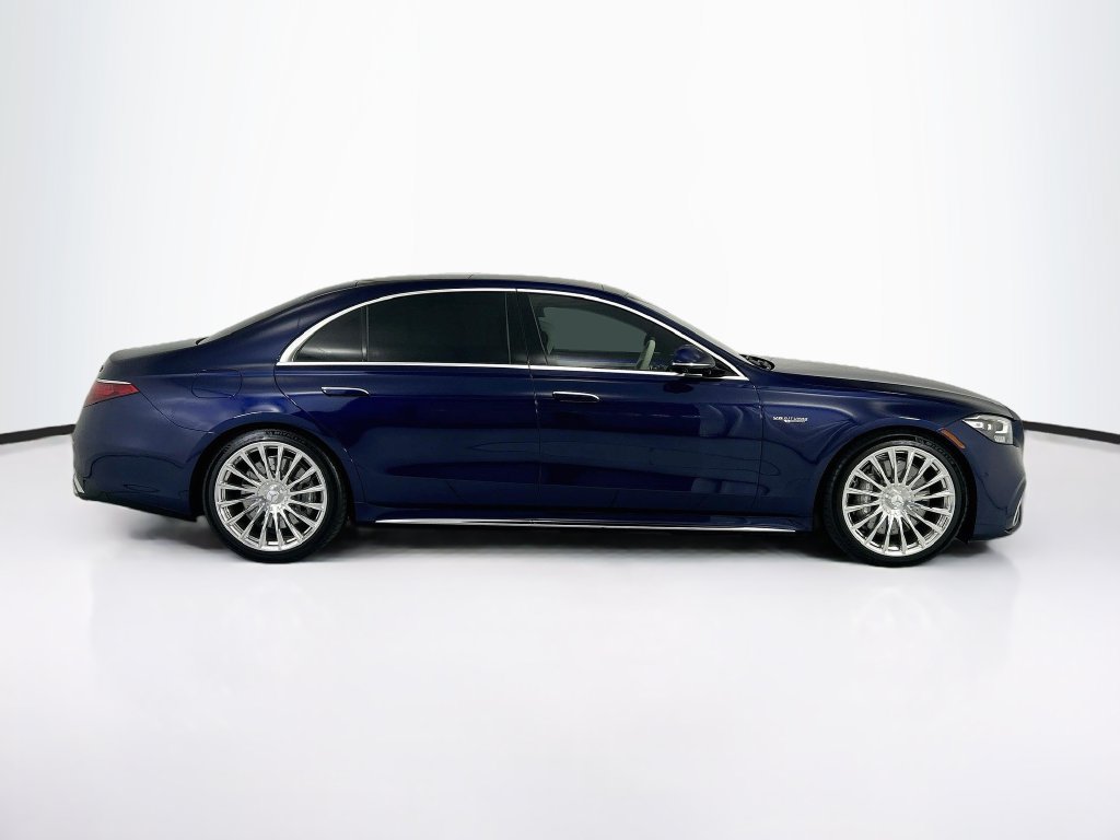 Used 2025 Mercedes-Benz S 63 AMG S image 4