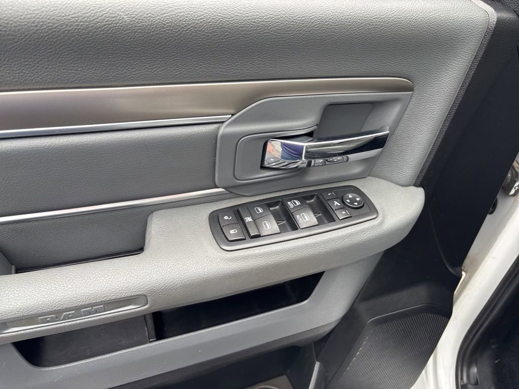 Used 2016 RAM 1500 Lone Star AWD/4WD image 15