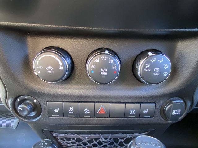 Used 2017 Jeep Wrangler Unlimited Sahara image 22