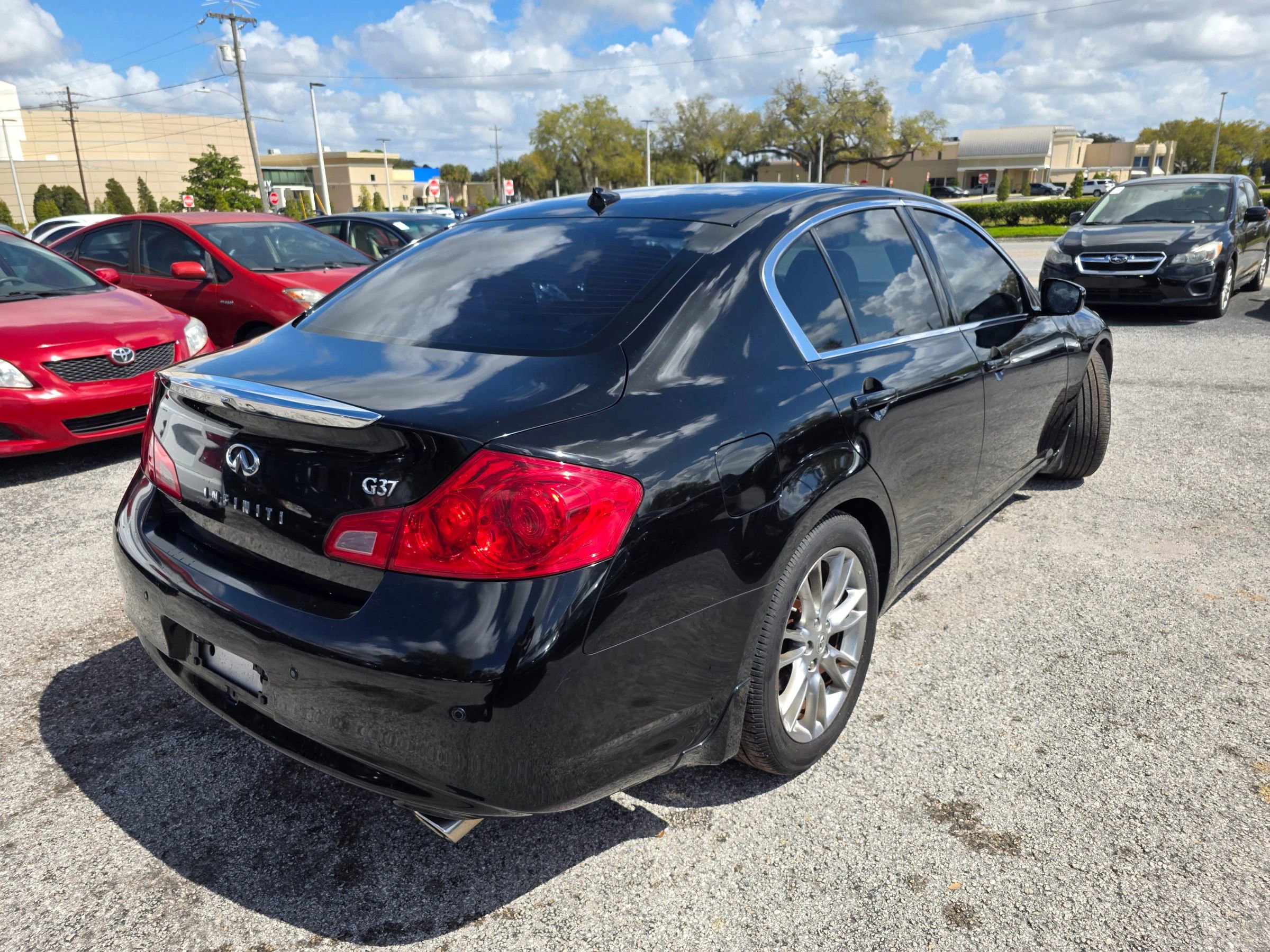 Used 2012 INFINITI G37 Journey w/ Premium Pkg image 7
