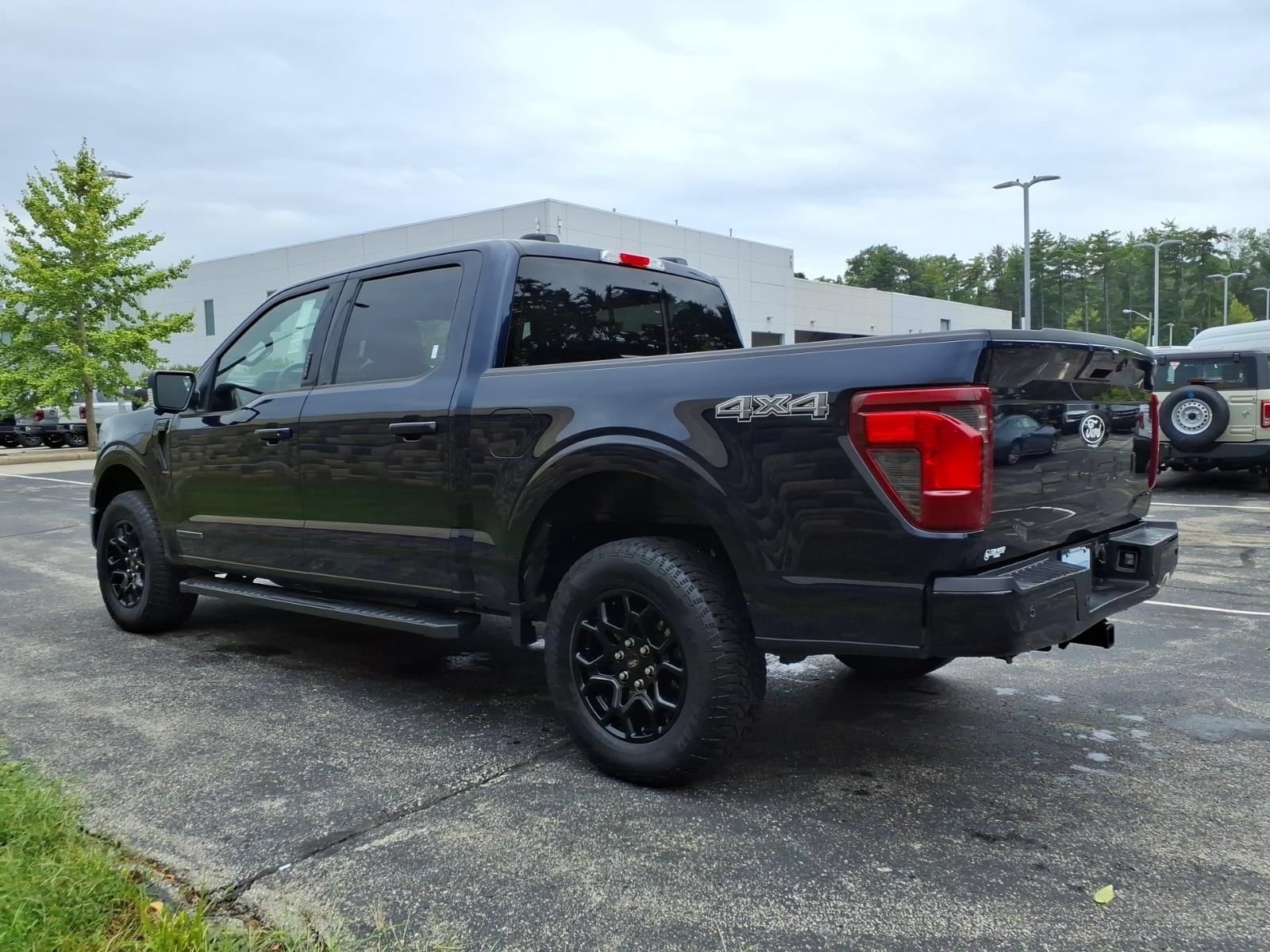 Used 2024 Ford F150 XLT w/ Equipment Group 302A MID AWD/4WD image 7