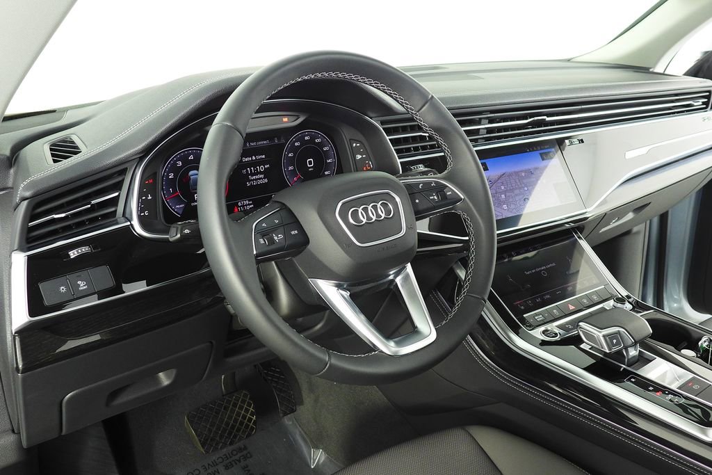 Used 2024 Audi Q8 Premium Plus w/ Premium Plus Package AWD/4WD image 31