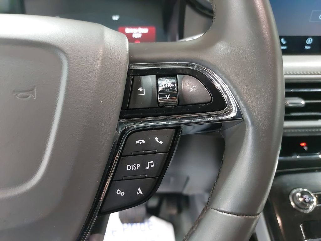 Used 2022 Lincoln Nautilus Reserve AWD/4WD image 18