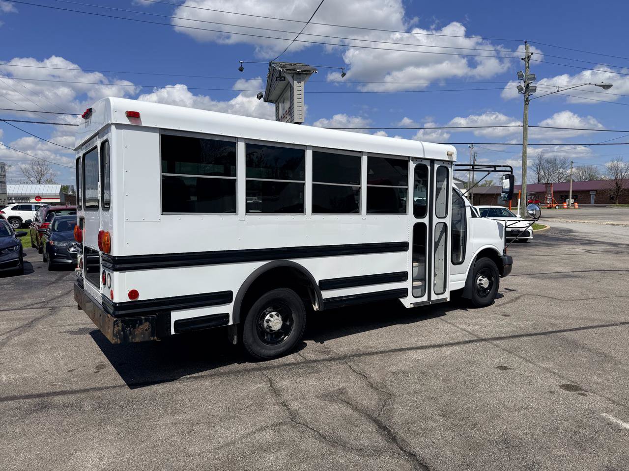 Used 2006 Chevrolet Express 3500 w/ School Bus Package RWD image 7