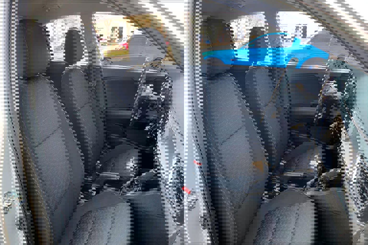 Used 2023 Kia Rio LX image 8