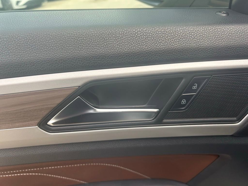 Used 2021 Volkswagen Atlas SEL image 49