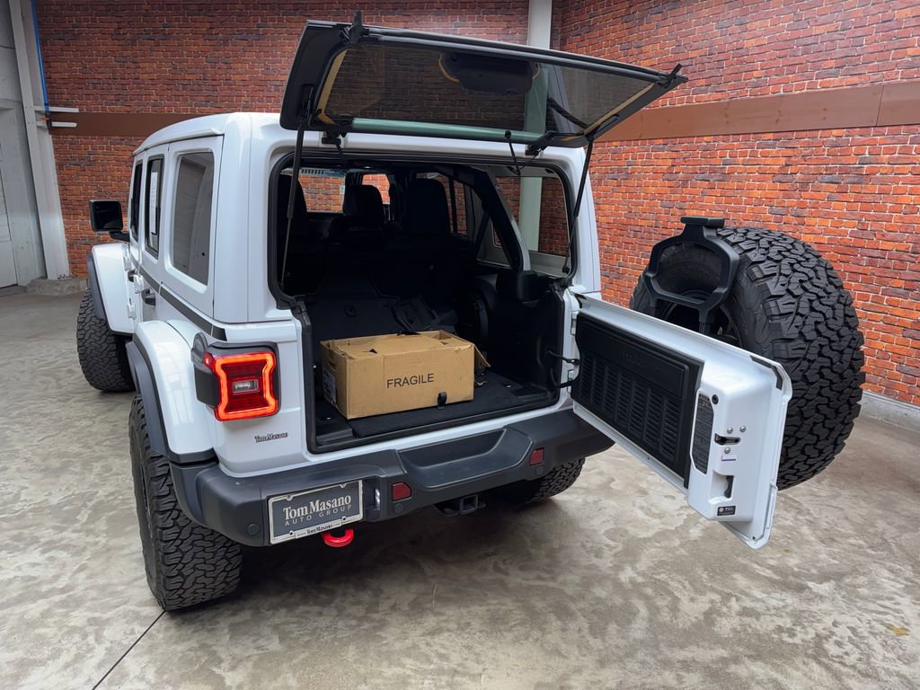 Used 2024 Jeep Wrangler Unlimited Rubicon image 27