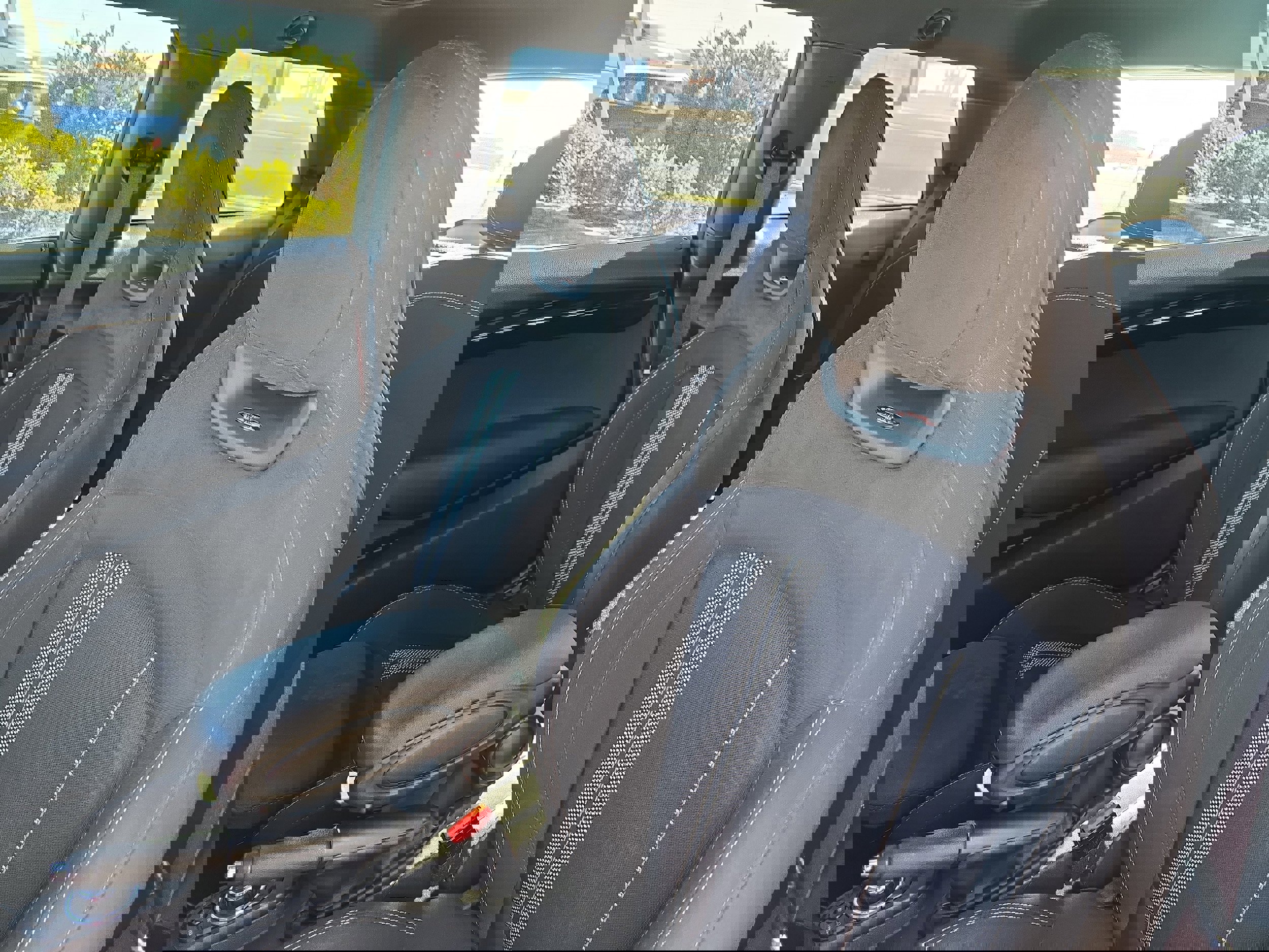 Used 2021 MINI Cooper S w/ 6.5" Touchscreen Package image 15