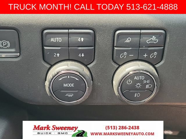Used 2024 Chevrolet Silverado 2500 LTZ w/ LTZ Convenience Package AWD/4WD image 24