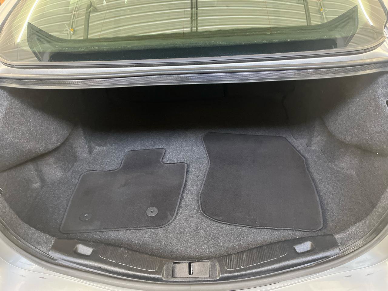 Used 2020 Ford Fusion SE image 16