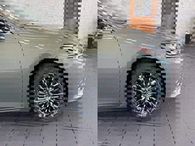 New 2025 Lexus ES 350 w/ Premium Package image 10