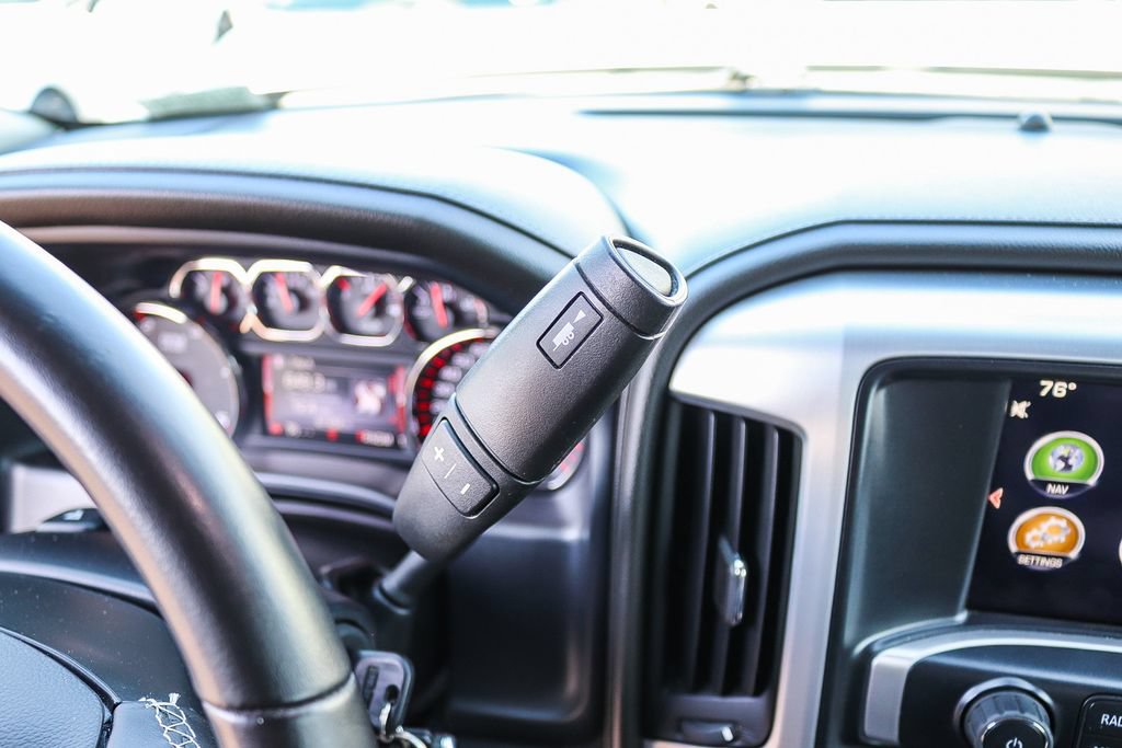 Used 2016 GMC Sierra 2500 SLT w/ Duramax Plus Package AWD/4WD image 25