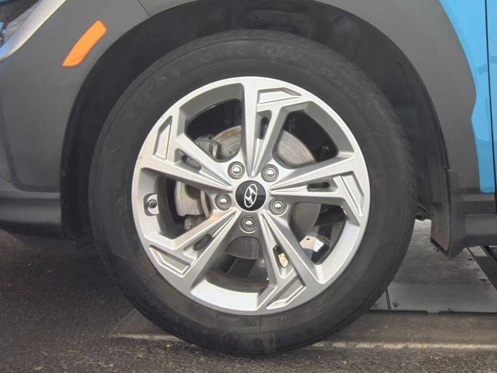 Used 2022 Hyundai Kona SEL w/ Cargo Package FWD image 10