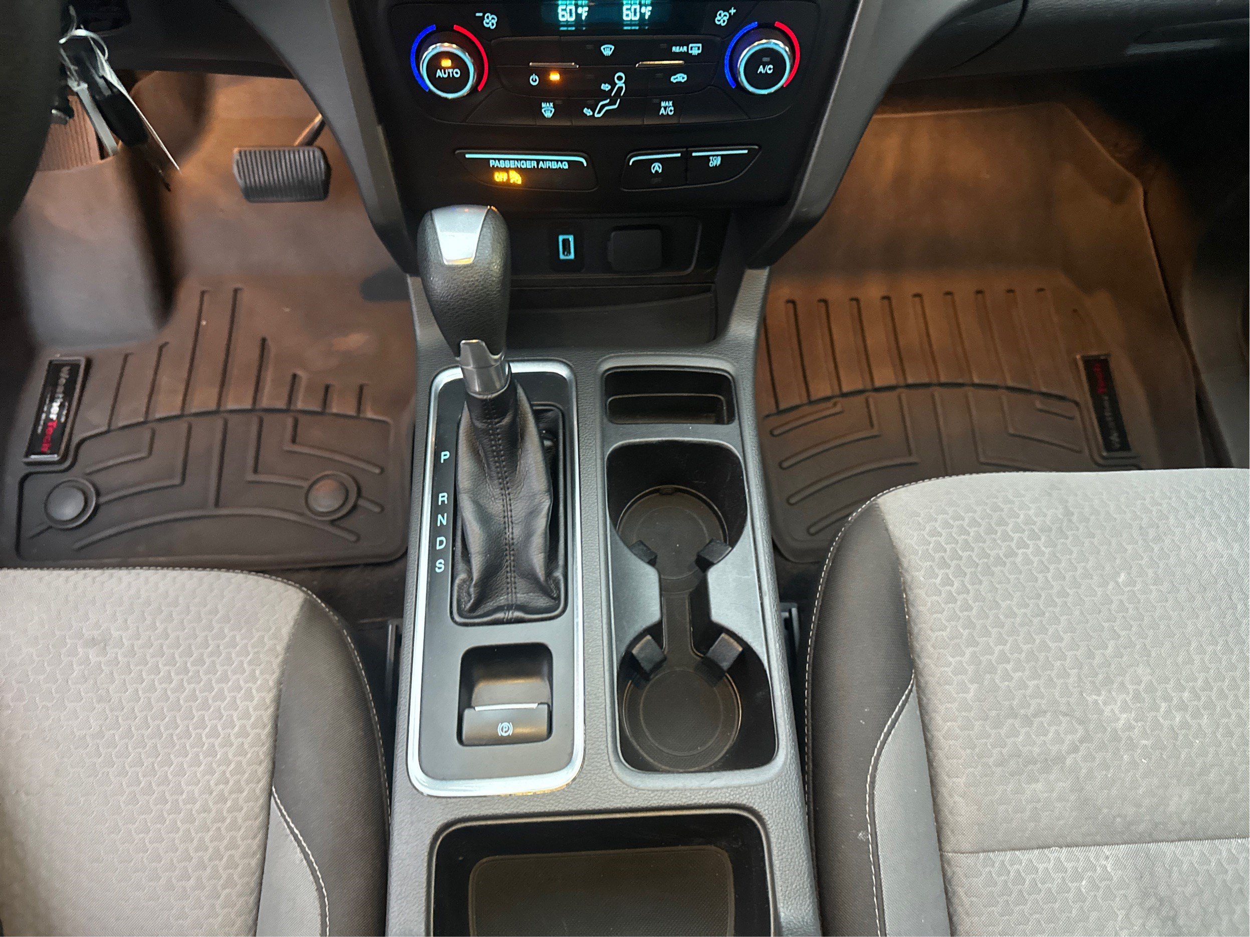 Used 2017 Ford Escape SE AWD/4WD image 15