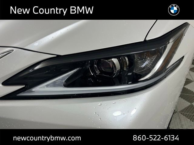 Used 2023 Lexus ES 300h w/ Premium Package FWD image 27