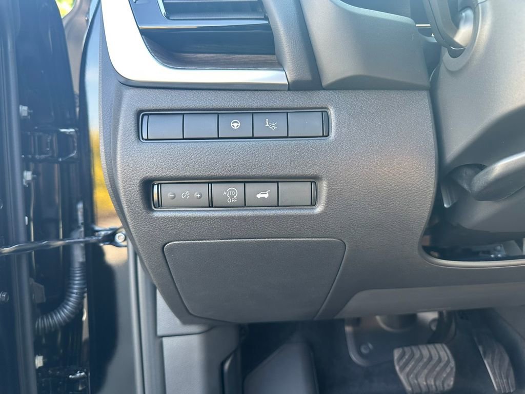 New 2026 Nissan Rogue Platinum w/ Platinum Premium Package AWD/4WD image 15