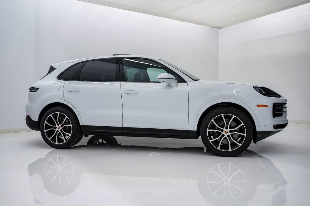 New 2026 Porsche Cayenne image 9