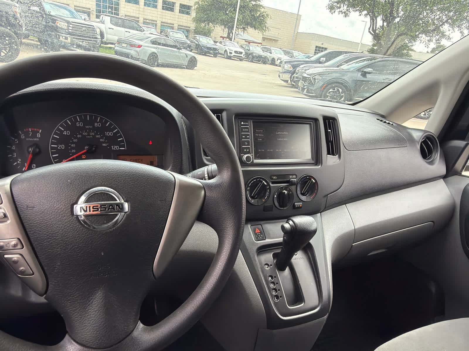 Used 2020 Nissan NV200 S FWD image 6