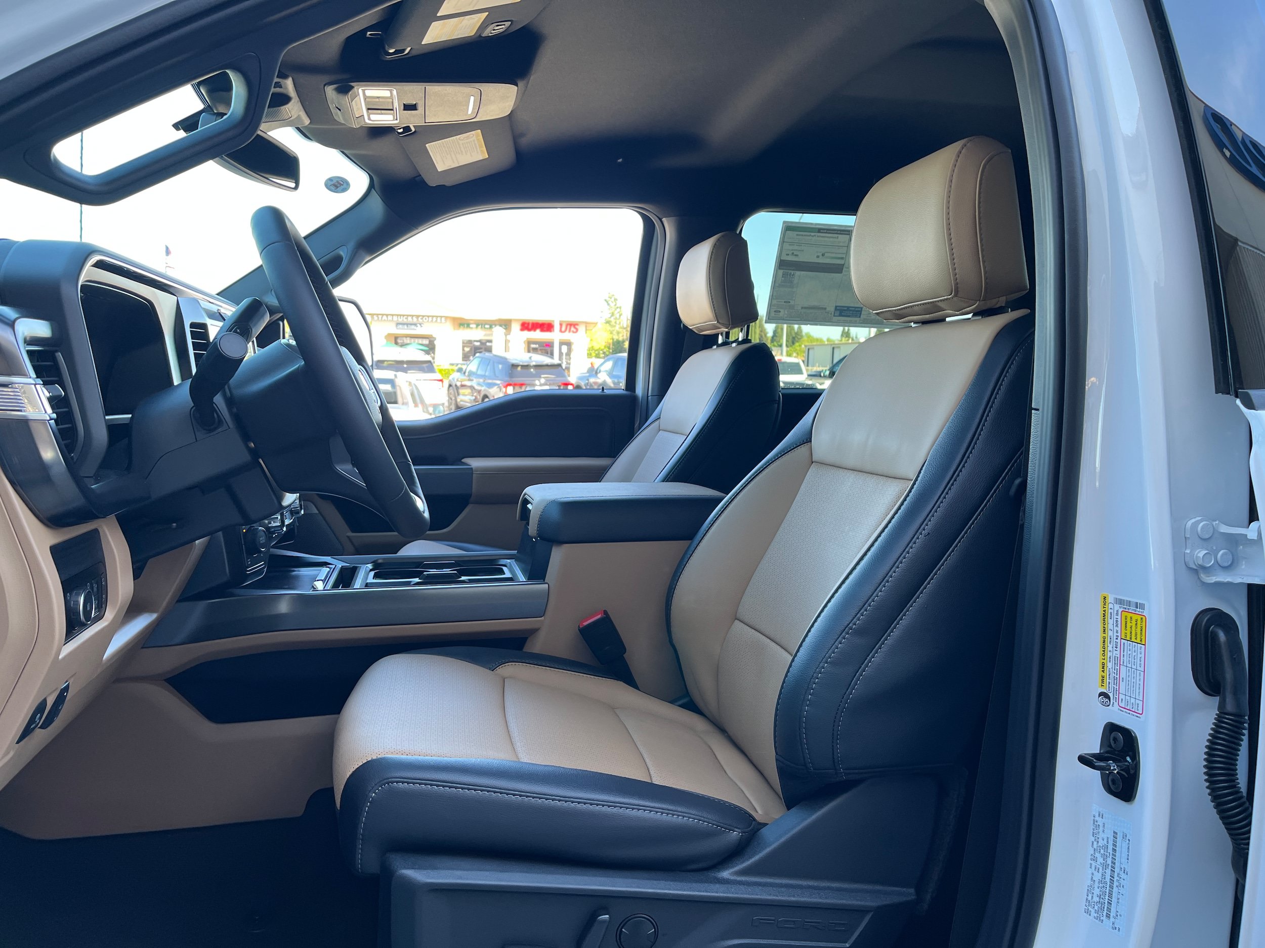 New 2026 Ford F250 Lariat w/ Lariat Premium Package AWD/4WD image 5