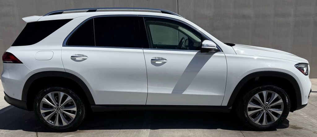 Used 2022 Mercedes-Benz GLE 350 4MATIC image 3