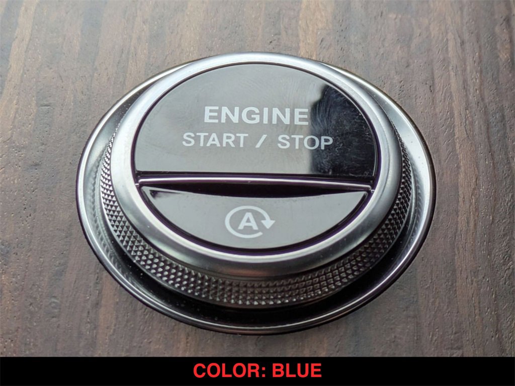 Used 2025 Mercedes-Benz GLC 300 GLC 300 image 25