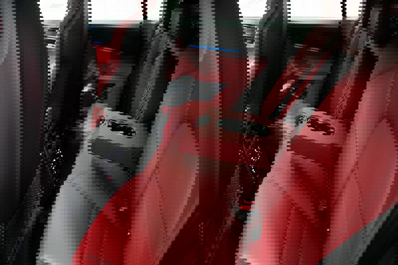 New 2026 Porsche Macan GTS Electric image 30