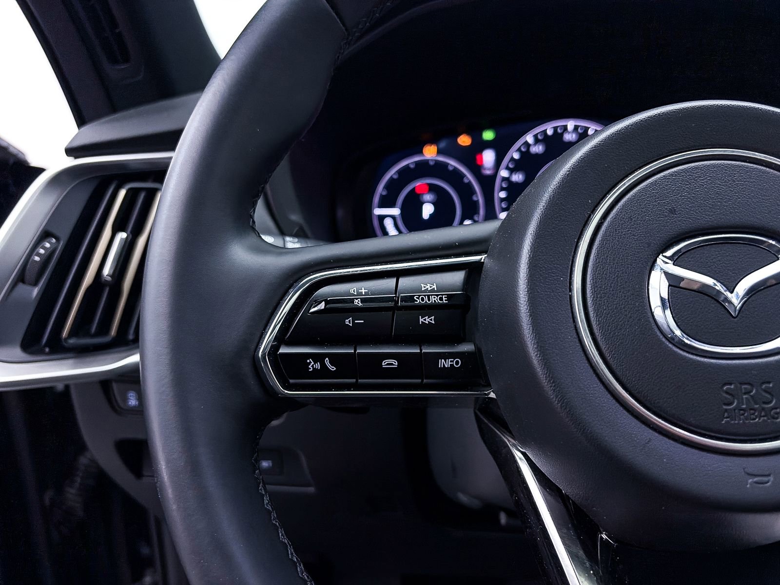 Used 2025 MAZDA CX-90 Plug-In Hybrid w/ Premium Plus image 31