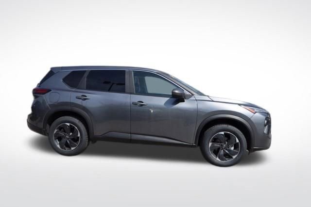 Used 2024 Nissan Rogue SV image 12