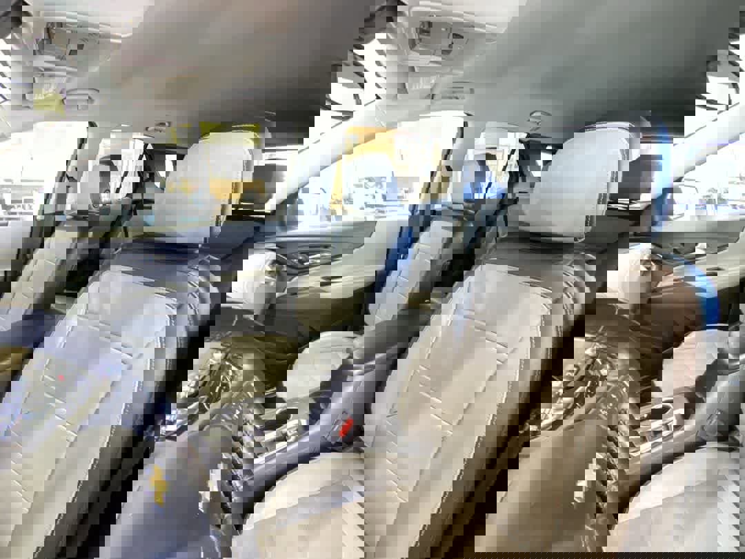 Used 2018 Chevrolet Equinox Premier image 14