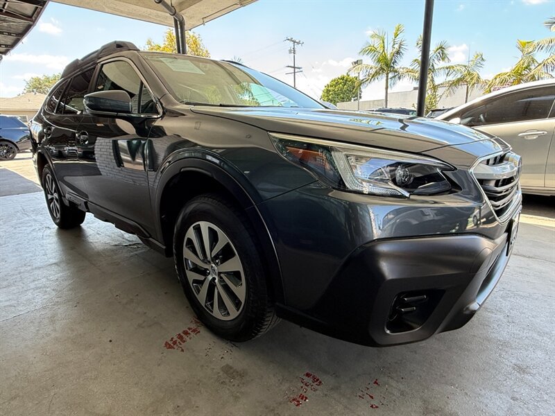 Used 2021 Subaru Outback Premium AWD/4WD image 7