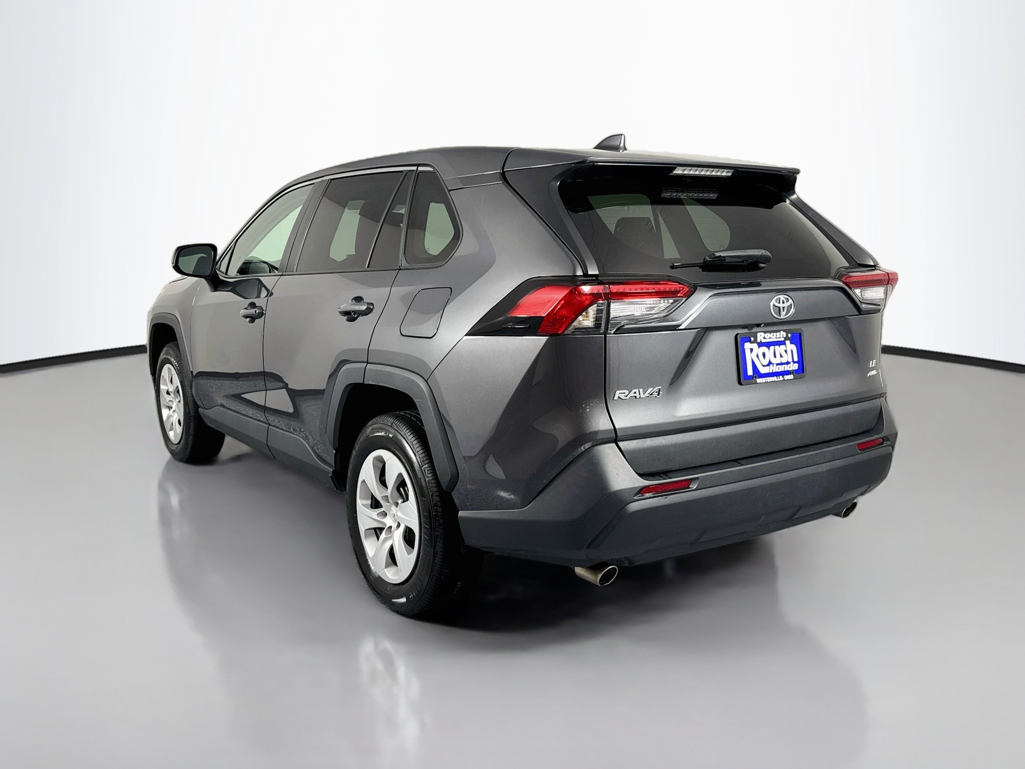 Used 2023 Toyota RAV4 LE AWD/4WD image 7