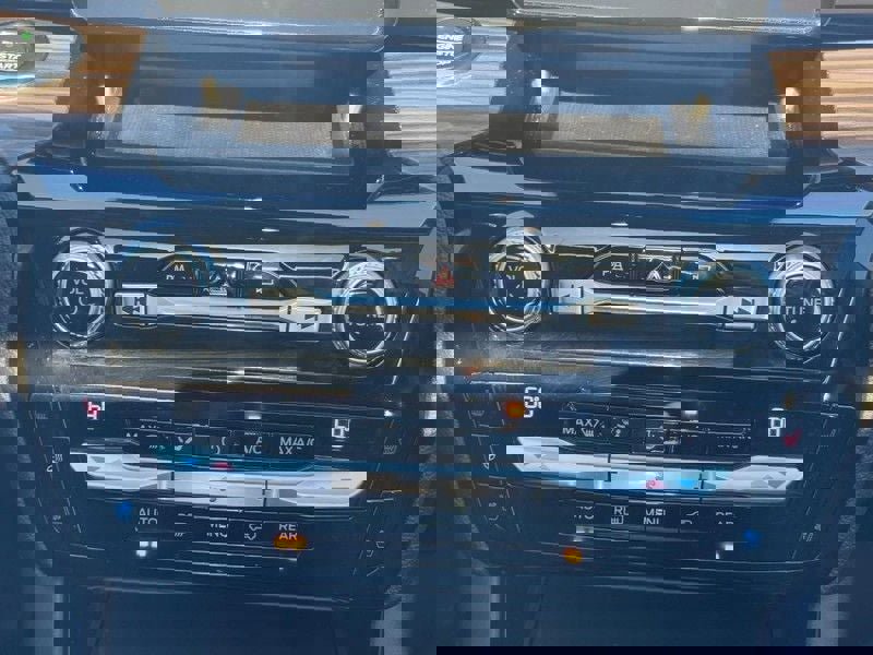 Used 2021 Ford Explorer Limited w/ Equipment Group 301A image 15