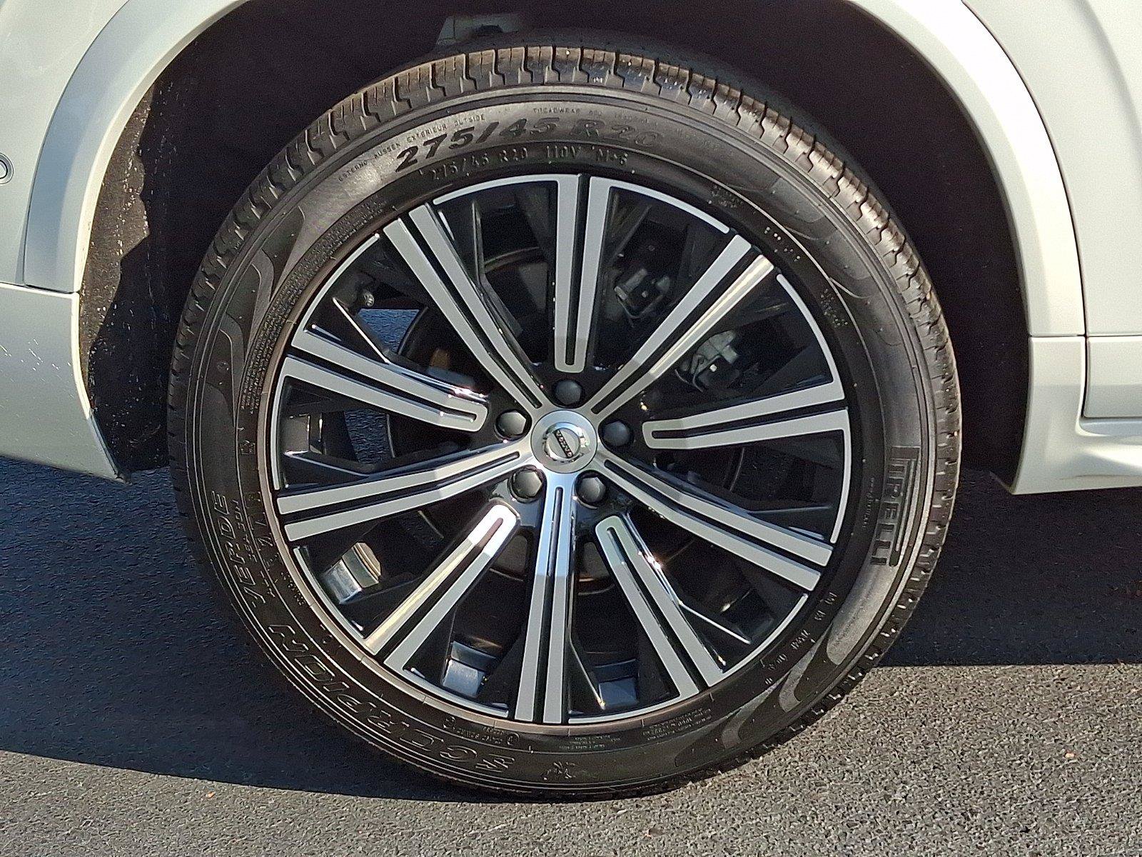 Used 2025 Volvo XC90 B5 Plus w/ Protection Package Premier AWD/4WD image 8