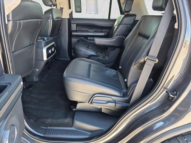 Used 2023 Ford Expedition XLT AWD/4WD image 18