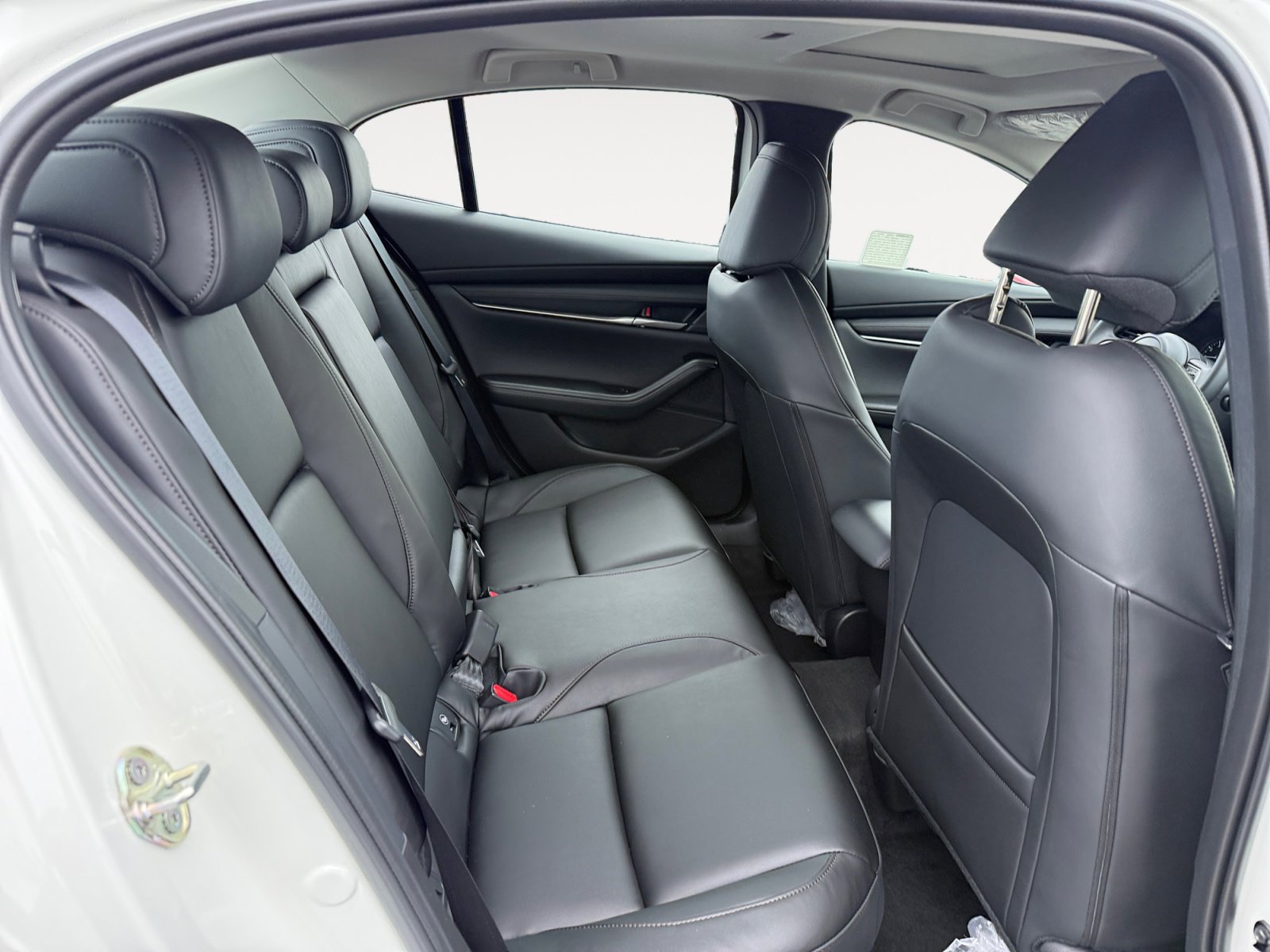 New 2026 MAZDA MAZDA3 2.5 S Sedan w/ Preferred Pkg FWD image 18