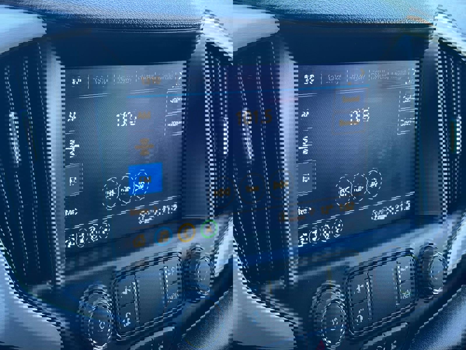 Used 2024 GMC Terrain SLT w/ Infotainment Package II image 15