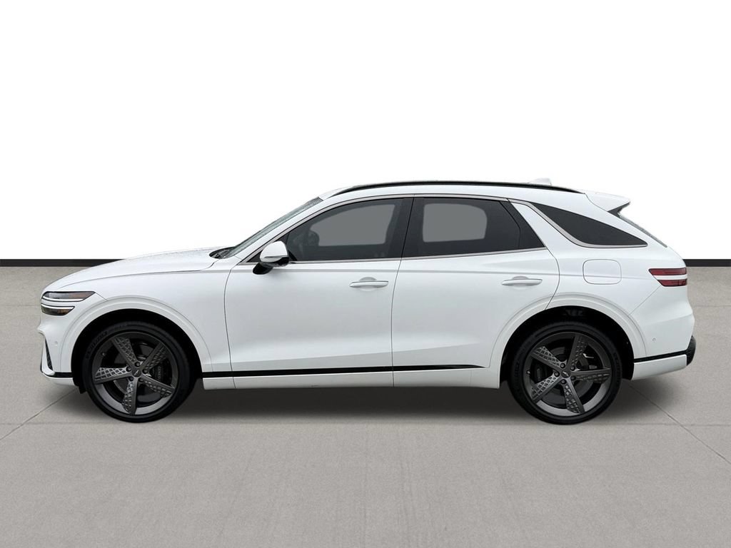 Used 2024 Genesis GV70 3.5T Sport w/ Sport Prestige Package AWD/4WD image 8