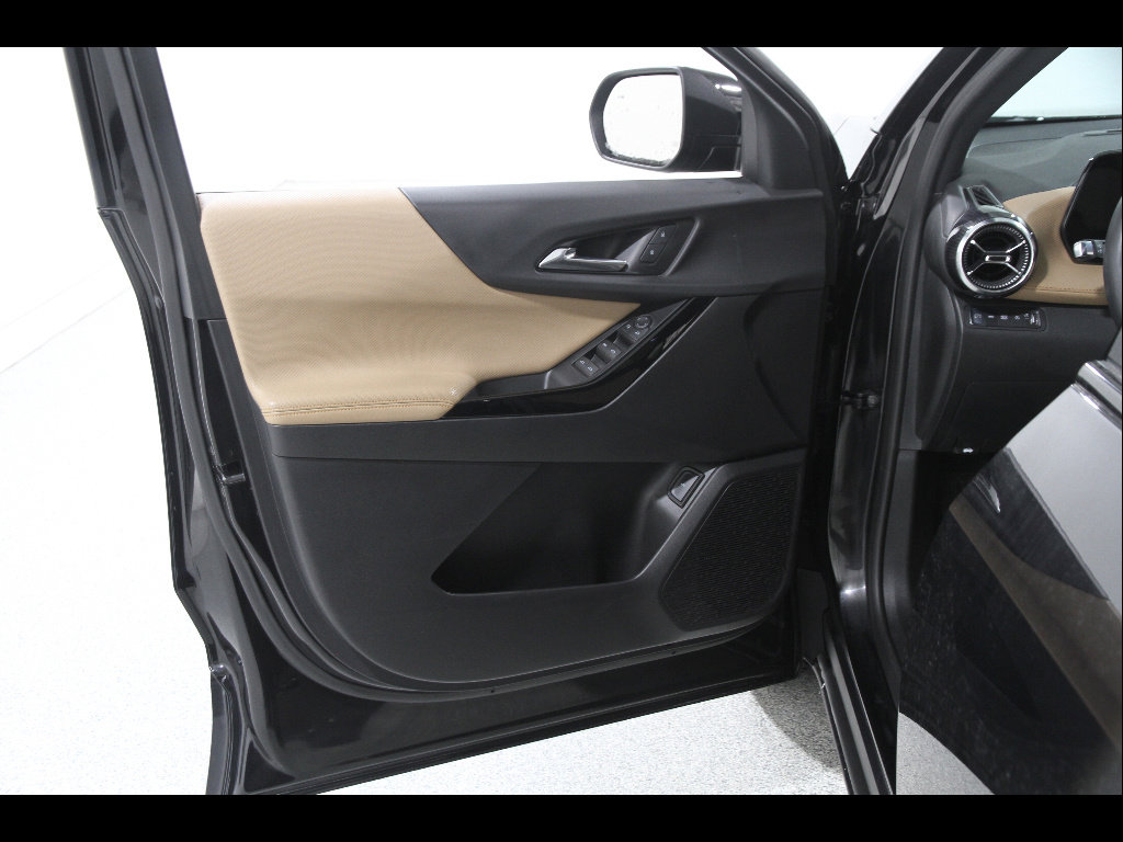 Certified 2026 Chevrolet Equinox ACTIV image 4