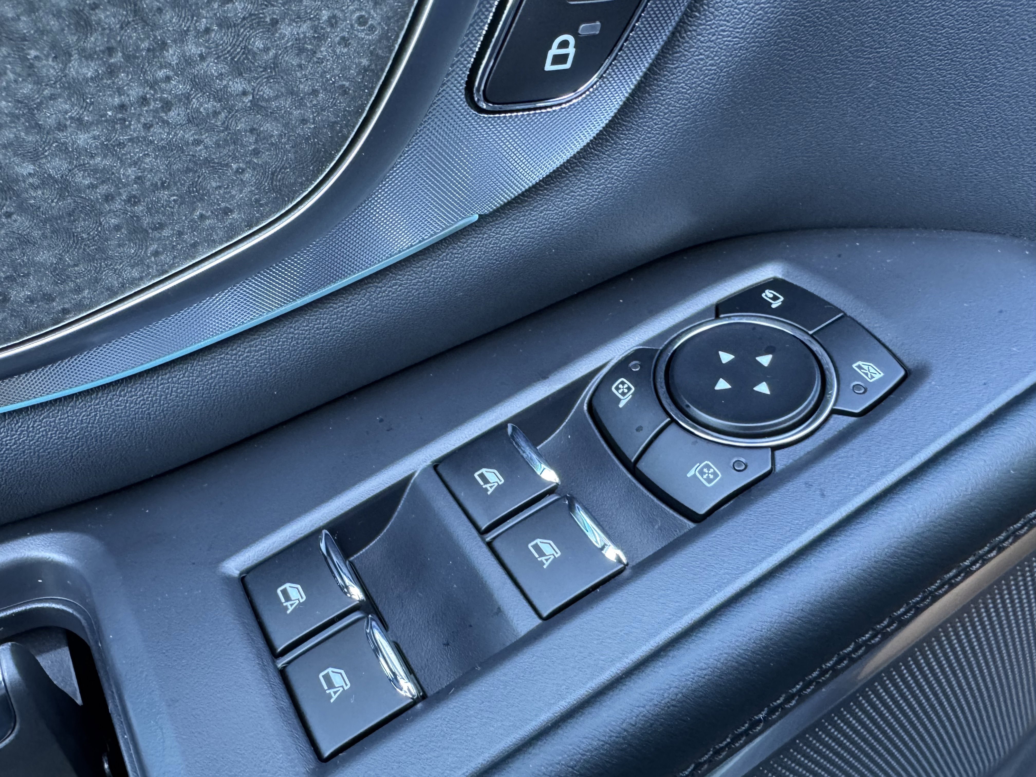 New 2025 Ford Expedition Tremor image 9