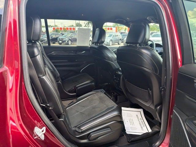 Used 2021 Jeep Grand Cherokee L Laredo AWD/4WD image 19