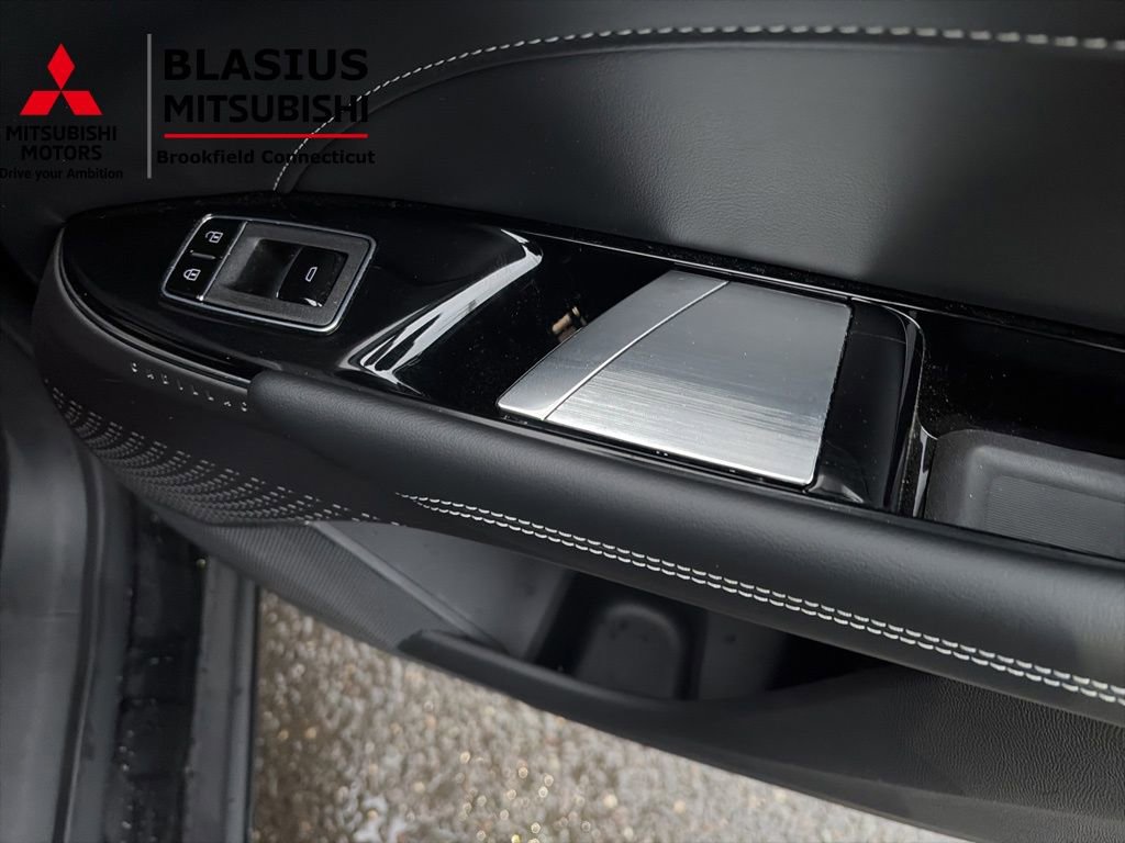 Used 2024 Cadillac Lyriq Tech image 24