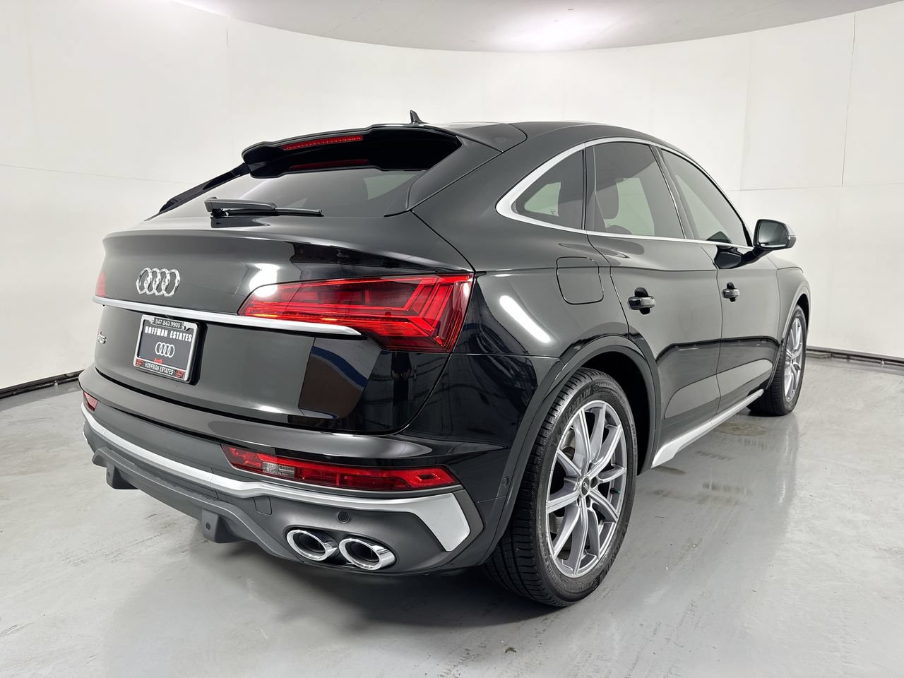 Used 2023 Audi SQ5 Prestige AWD/4WD image 7
