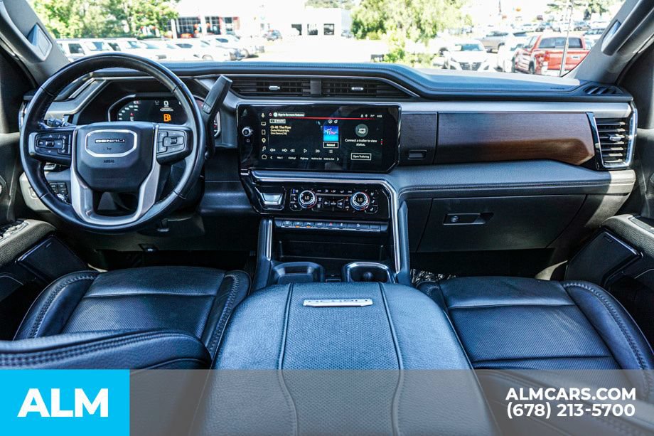 Used 2024 GMC Sierra 3500 Denali w/ Denali Reserve Package AWD/4WD image 23