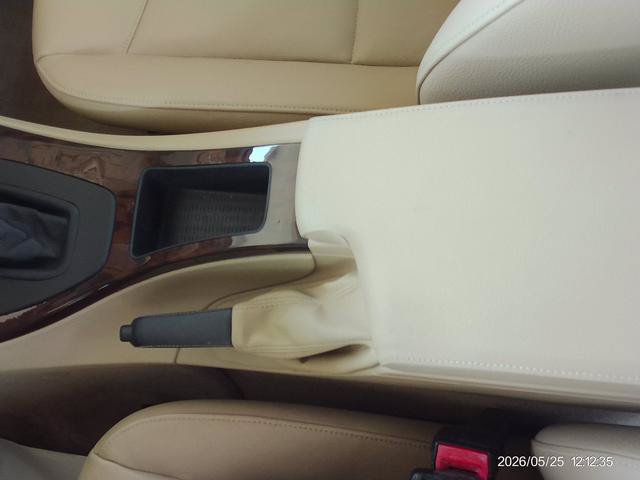 Used 2011 BMW 328i xDrive Sedan AWD/4WD image 14