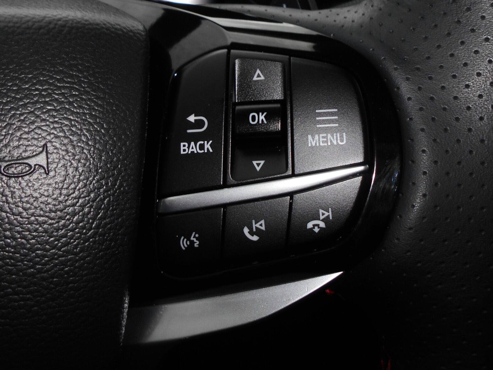 Used 2025 Ford Explorer ST AWD/4WD image 20